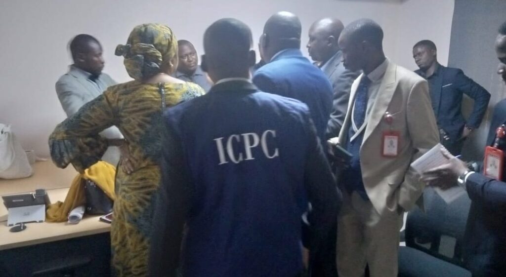 New Naira: ICPC Arrests Bank Officials Over Alleged Sabotage 00000000000000000000000000000000000000000000000000 1