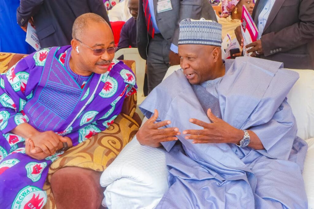 2BD089E7 6781 485F 9F14 85F32ECCF4D8