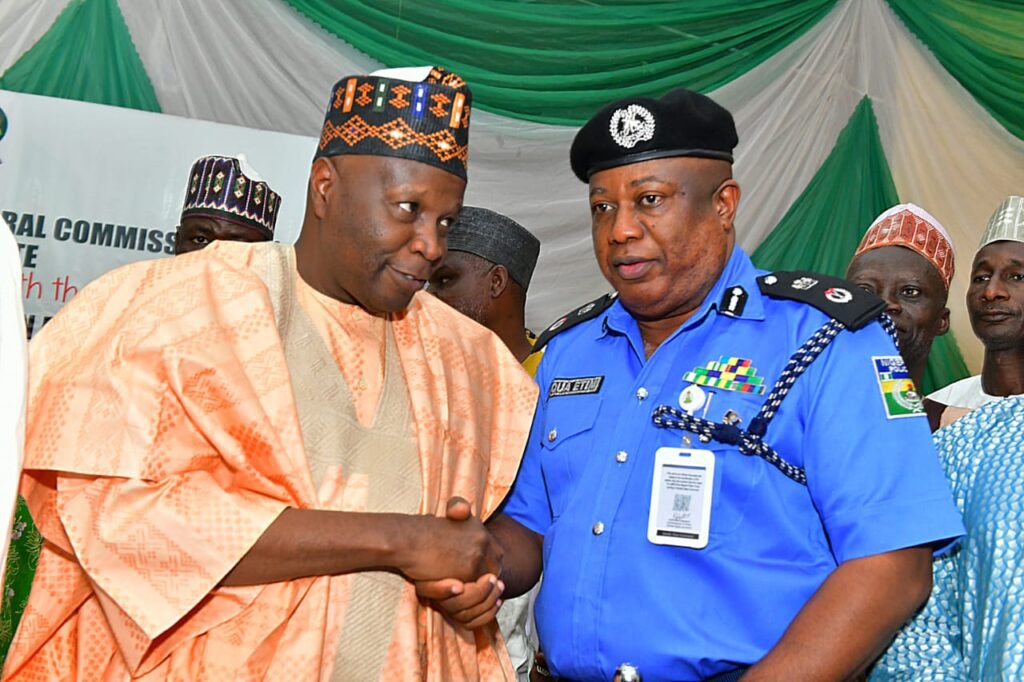 B8455736 AF24 4731 A2A6 2087D177CC6B