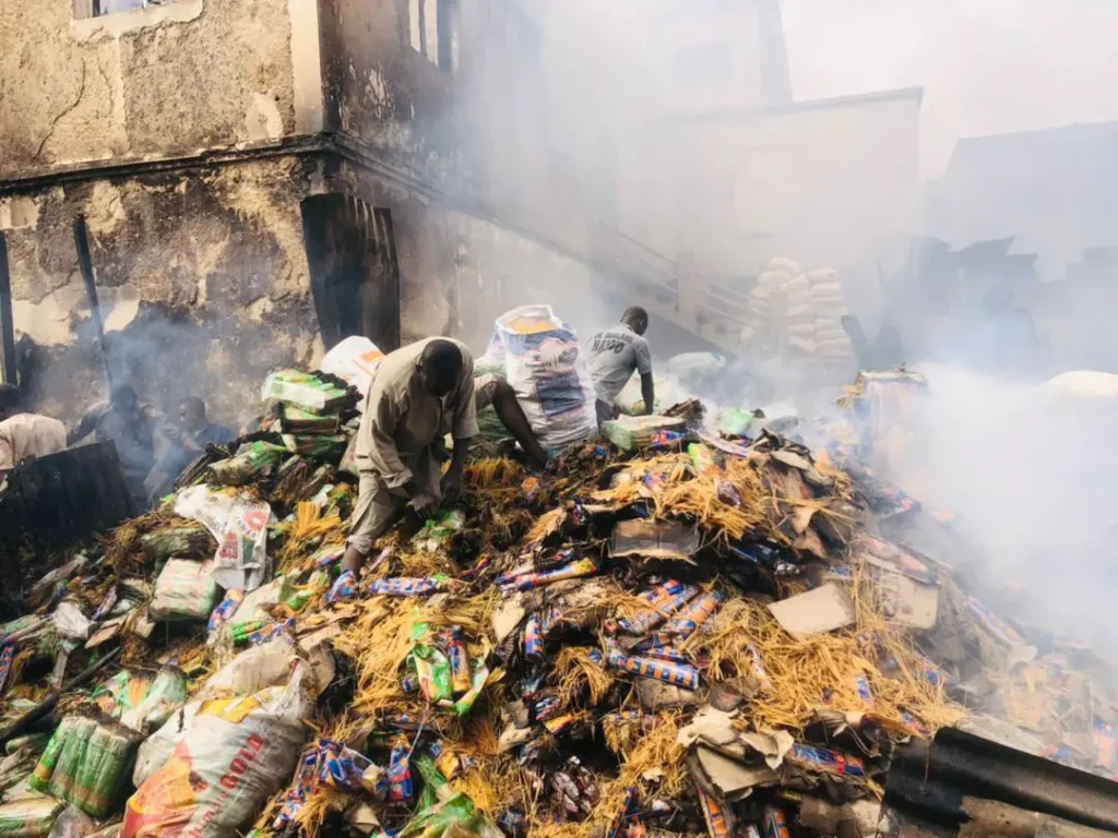 Fire Razes Singer Commodity Market In Kano 0000000000000000000 14
