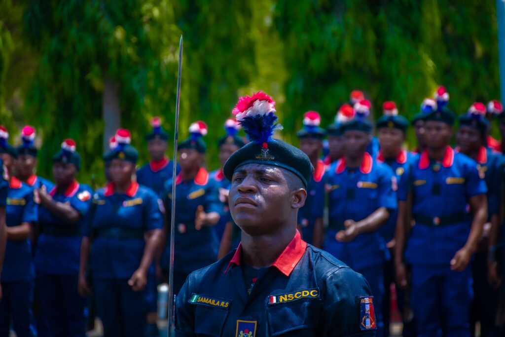 00000000000000000000000000000000000000 6