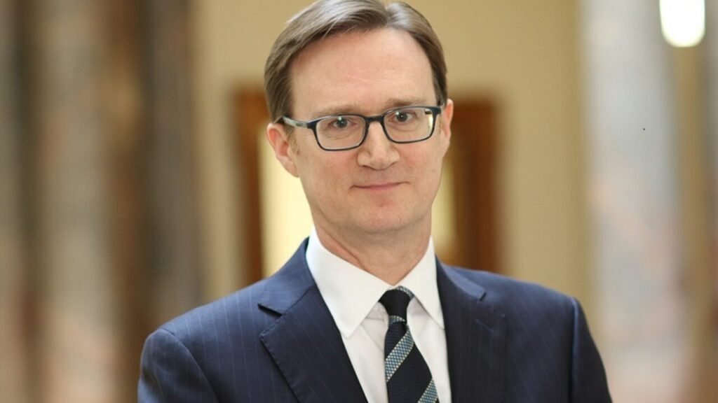 JUST IN: UK Compiles Names Of ‘Anti-Democratic’ Nigerians For Visa Ban 000000000000000000000000000000000000000000000000000000000 95