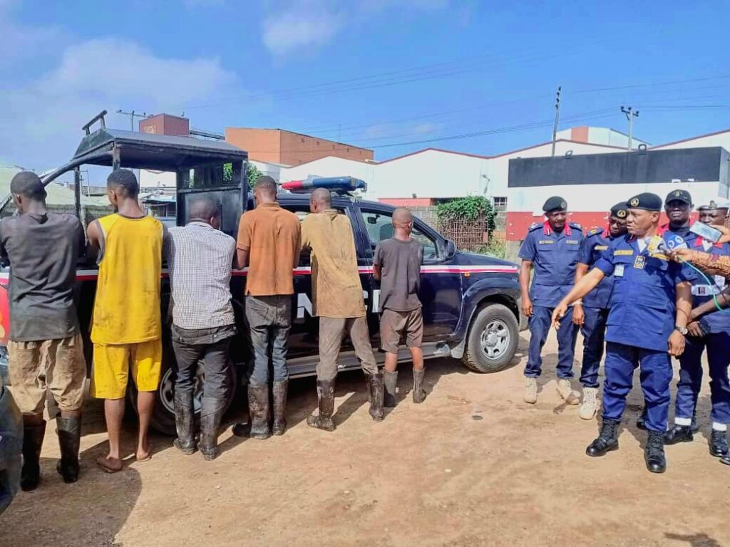 0000000000000000000000000000000000000000000000000000000000000000000000000000000000 10