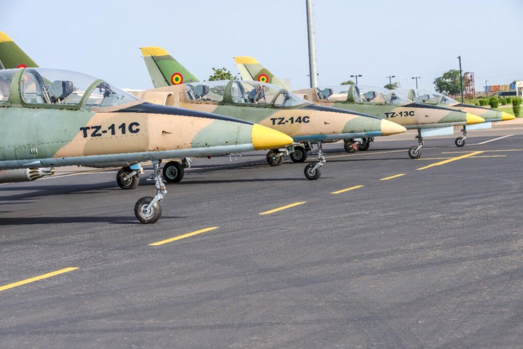 As ECOWAS Delegation Arrives, Mali, Burkina Faso Send Fighter Jets To Niger Fighter Jets