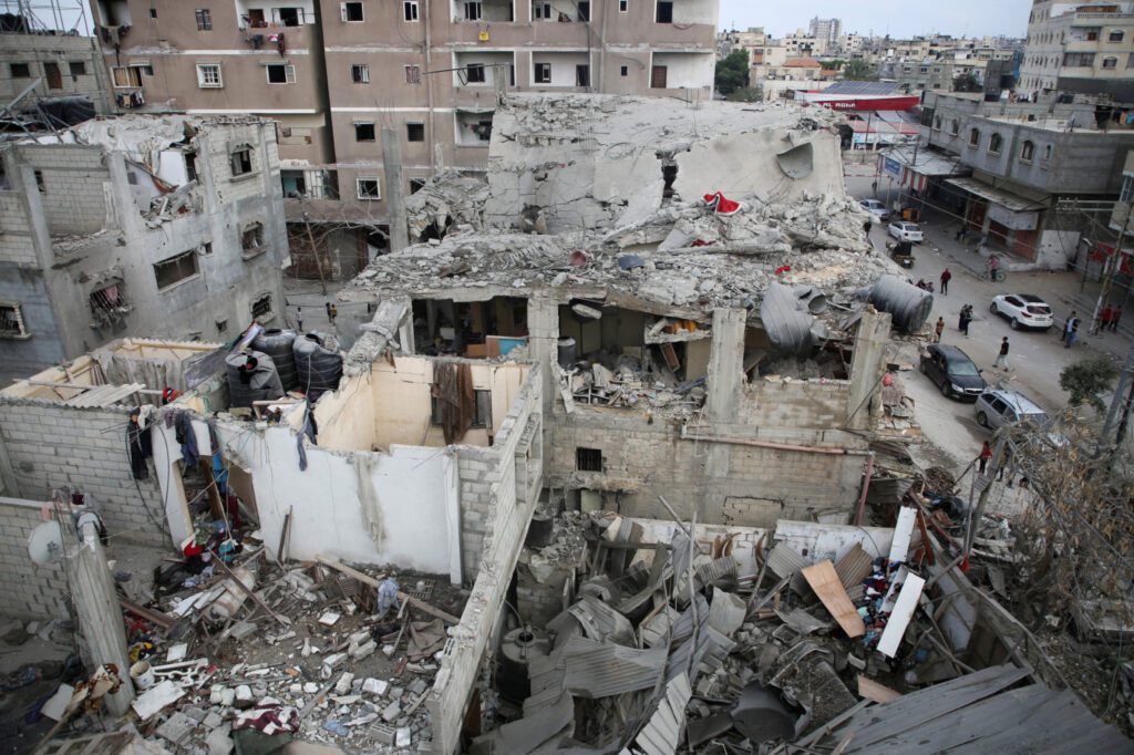 Israeli Strikes Kill At Least 40 In Gaza As Ceasefire Talks Begin Gaza Champ