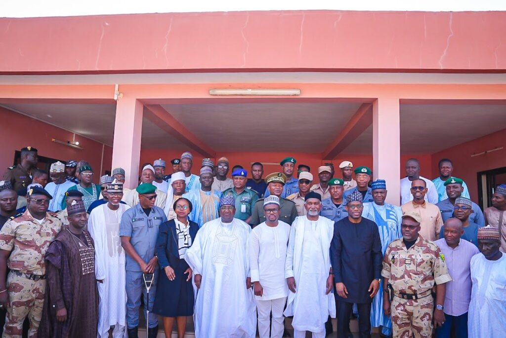 04e511cf 4b6a 4dab 953b af074354b444