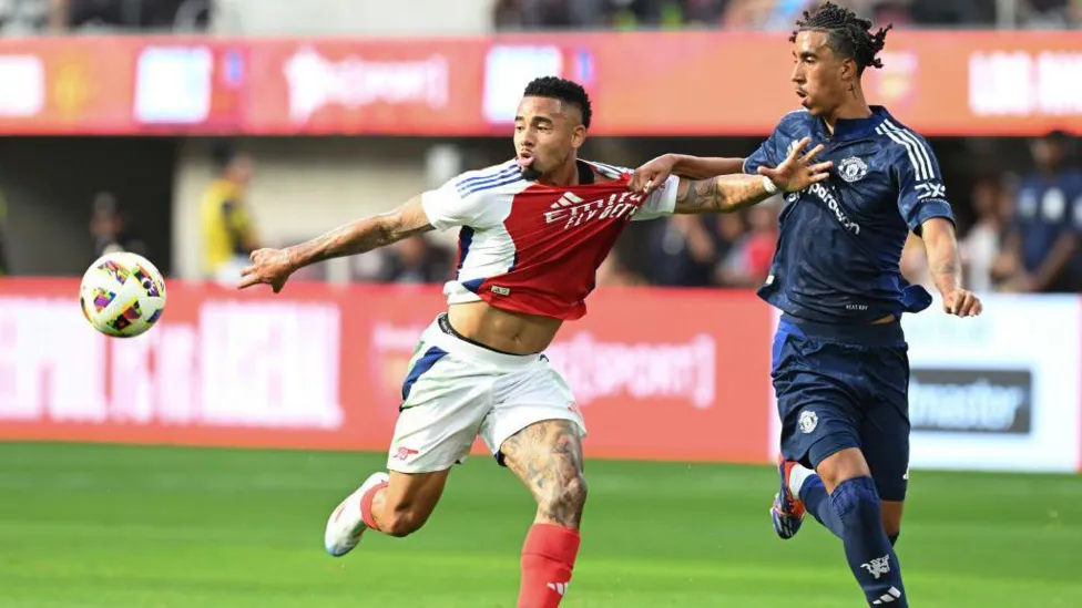 Man United Woes Continue As Hojlund, Yoro Sustain Injuries In Arsenal Defeat Yoro 2