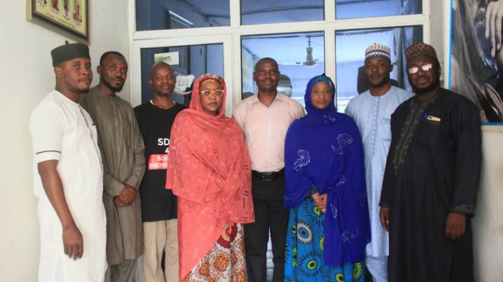 7000974d 0eea 426e 9688 bd2cc7f72d41