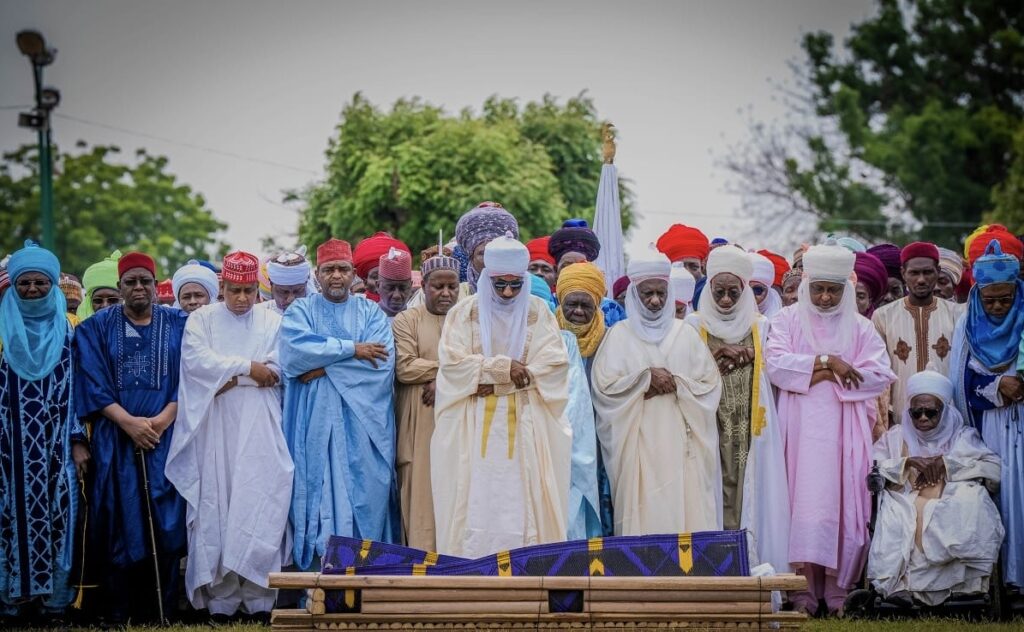 06f7ff11 dee0 4048 969c e66ad12aeb78