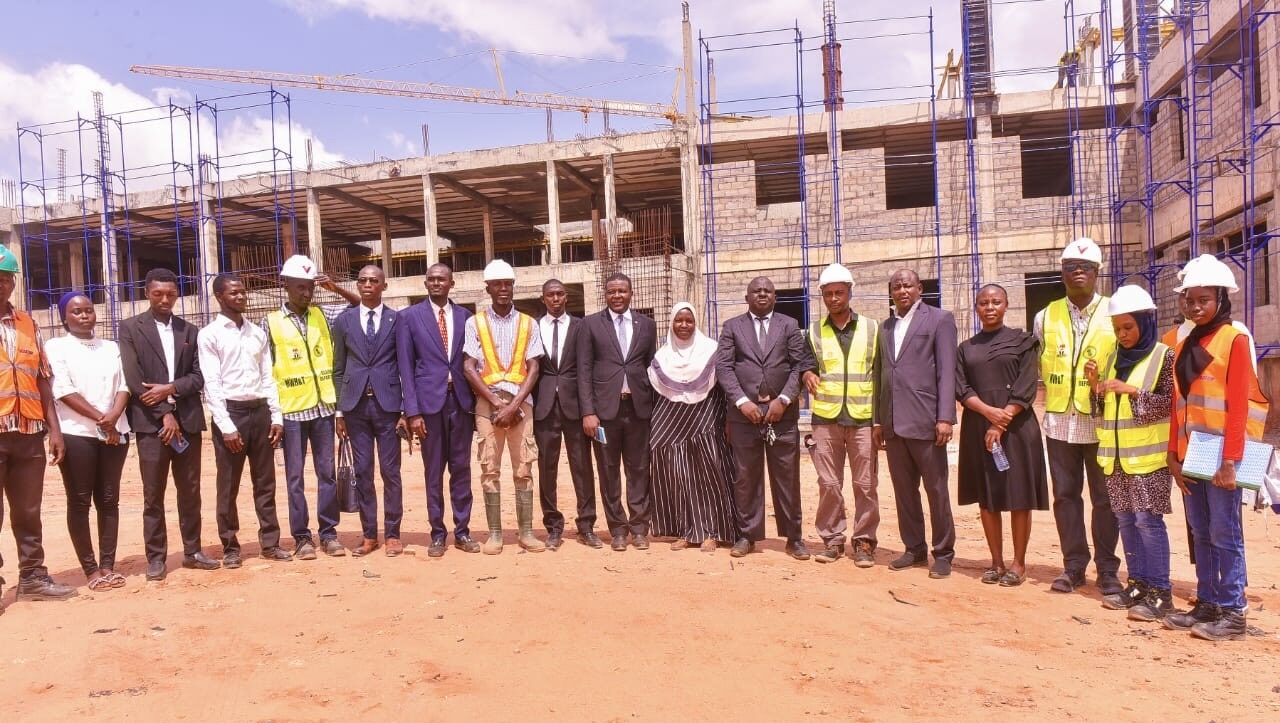 165ea5fb dded 4970 bfea b2ae16e9dfc1