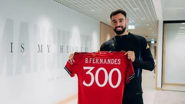 I Have Not Agreed To Leave Manchester United – Fernandes Fernandes 300