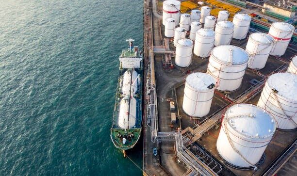 Despite Dangote Refinery Output, CBN Releases $1.25bn For Fuel Imports As Marketers Choose Cheapest Source Fuel Import 2