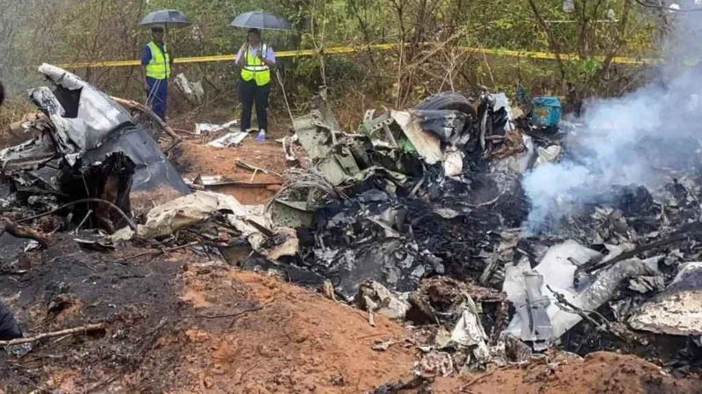 Tourist Plane Crash In Kenya Kills 11 On Board Kenya Crash