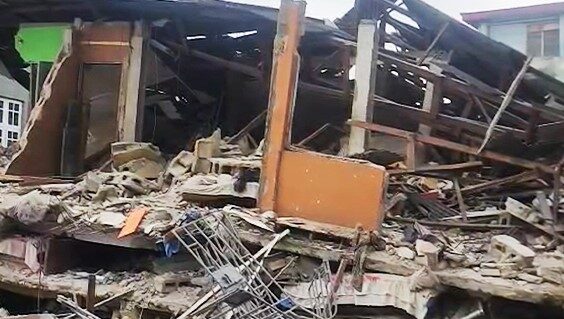 Many Trapped As Two-Storey Building Collapses In Lagos Lagos Coll 2