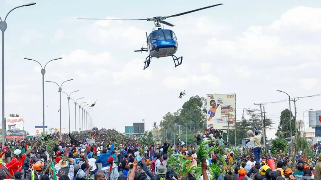 At Least Two Killed As Police In Kenya Fire Shots To Disperse Odinga Mourners Odinga Mourners 2