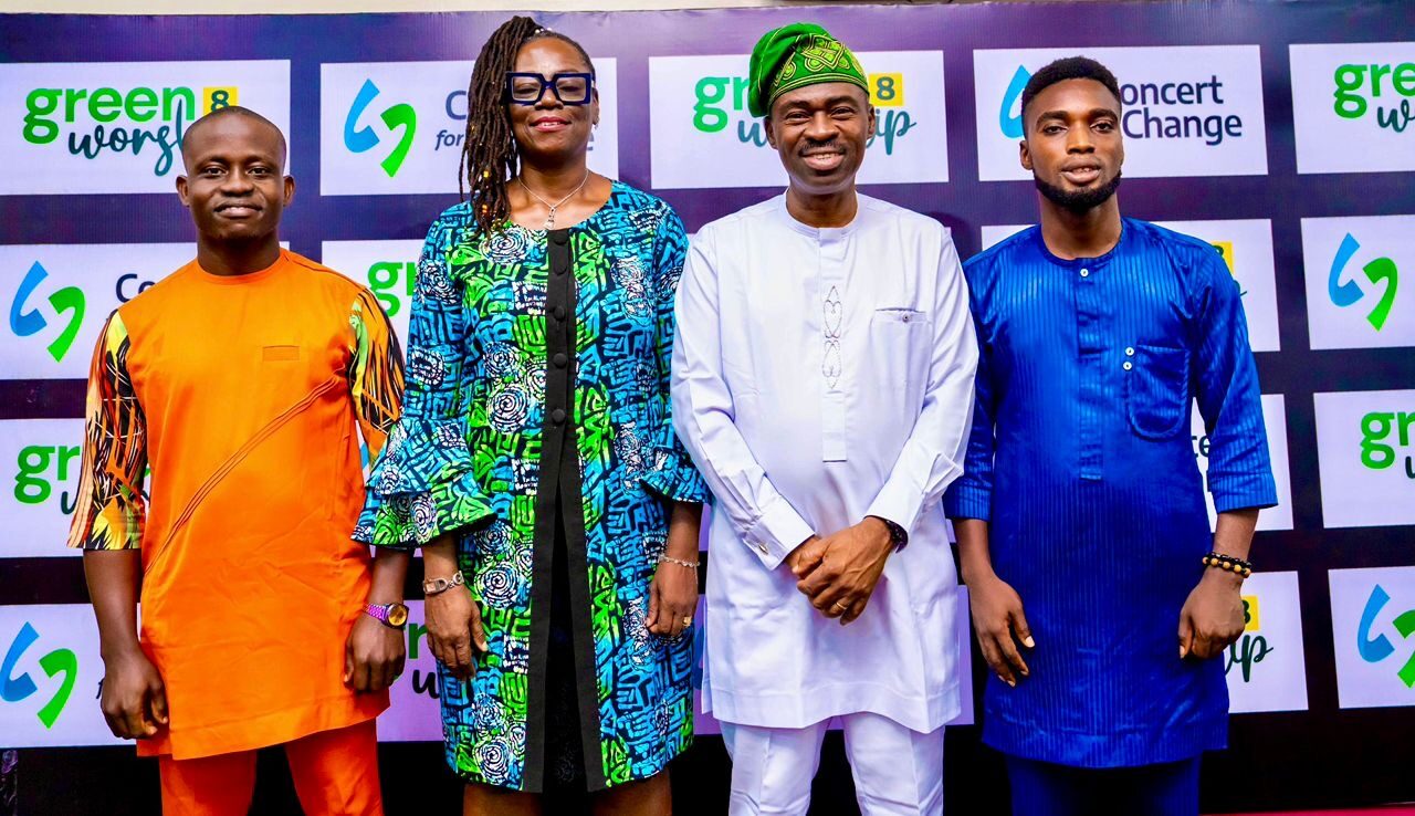 c3e26acd 8408 4d36 9eb0 9a23d425c049