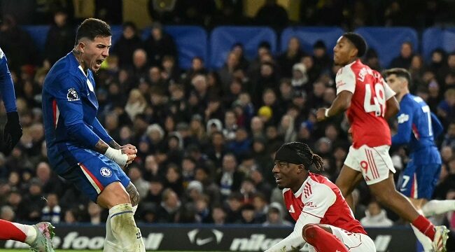 Arsenal Battle Hard To Rescue Point From Resilient 10-Man Chelsea 10 Man Chelsea