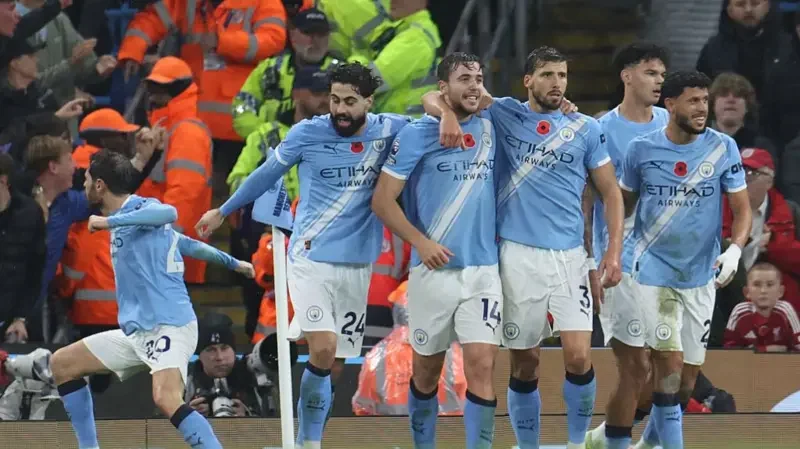 Man City Crush Liverpool To Close In On Premier League Leaders Arsenal City Liverpool 1
