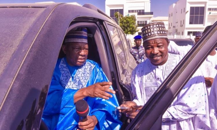 Gombe Governor Hands Over 16 Brand-New Vehicles To Highcourt Judges, Khadis Gombe Judges 2