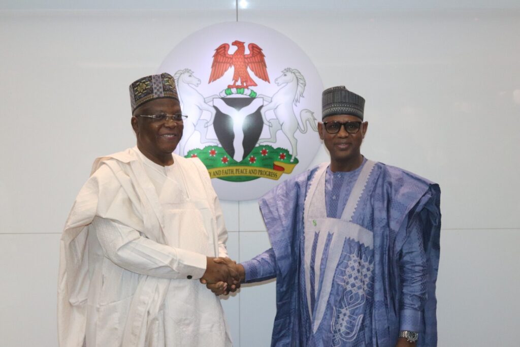 f76dadc6 e710 4164 a25b 68fa0720b599