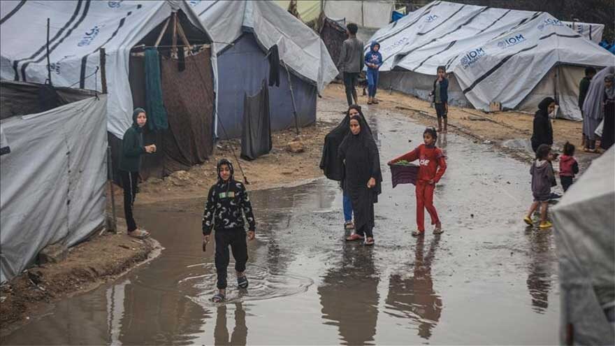Tents Flood, Families Seek Shelter As Storm Byron Bears Down On Gaza Gaza Storm