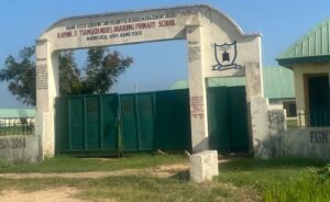 Kabara Column Picture