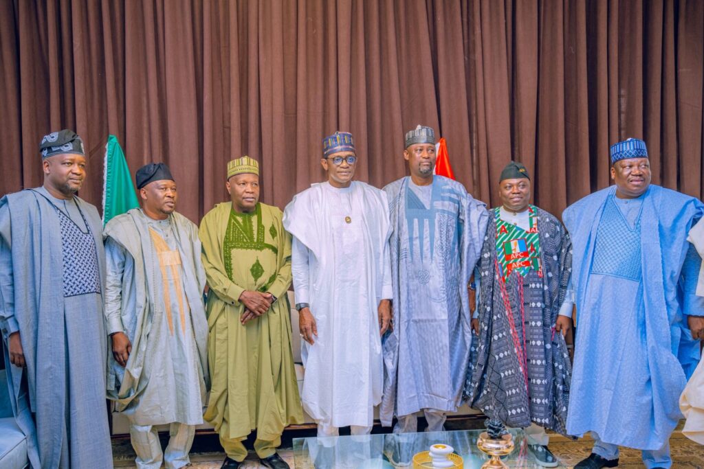 4b0caa5f 2511 4cdc b57e 43c47b93e7d0