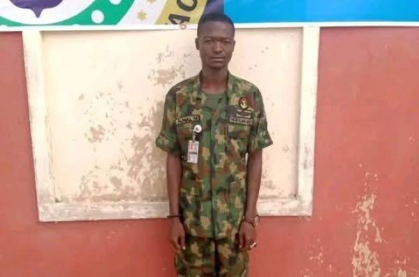 Troops Arrest Suspected Fake Naval Officer In Jos Fake Soldier