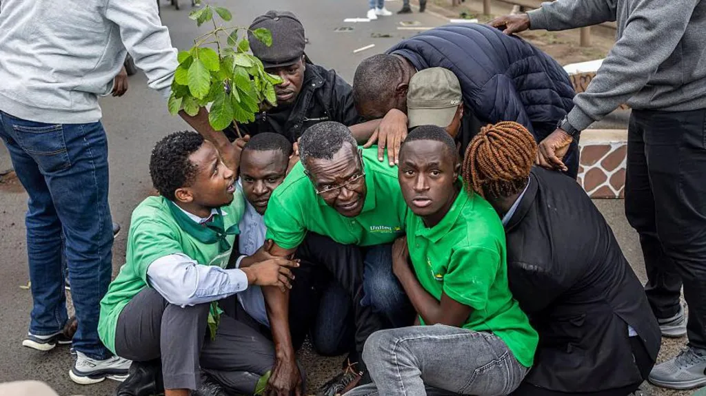 Kenya’s Ex-Chief Justice Arrested At Protest Against Building On National Park Kenya