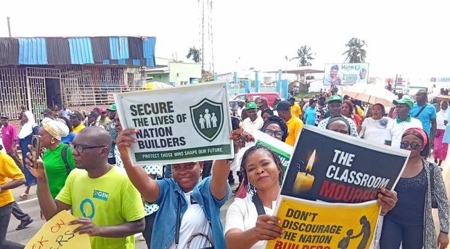 NUT Holds Rallies In Oyo, Kano, Others Over Abducted Teachers, Pupils NUT Protest