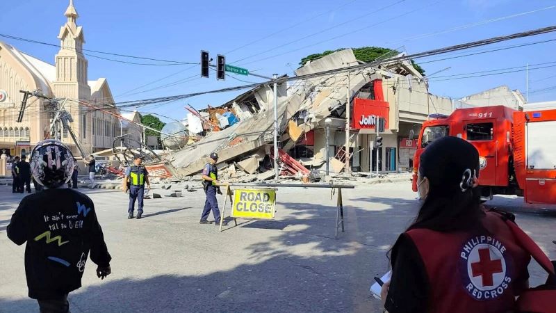 Powerful Earthquake Hits Philippines, Killing At Least 32 Phili Eartquake