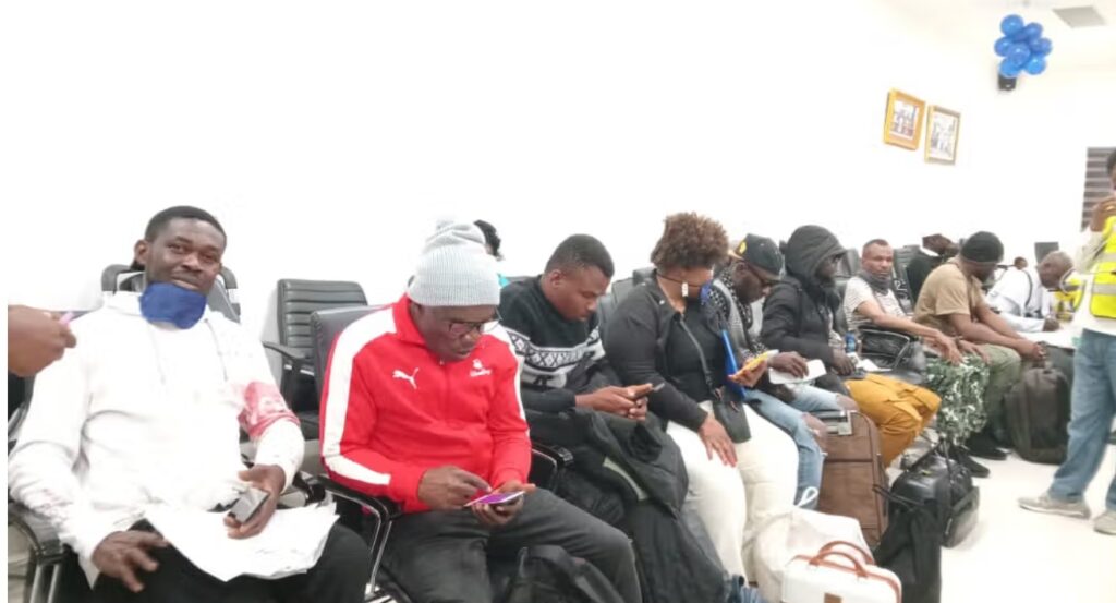 83 Nigerians