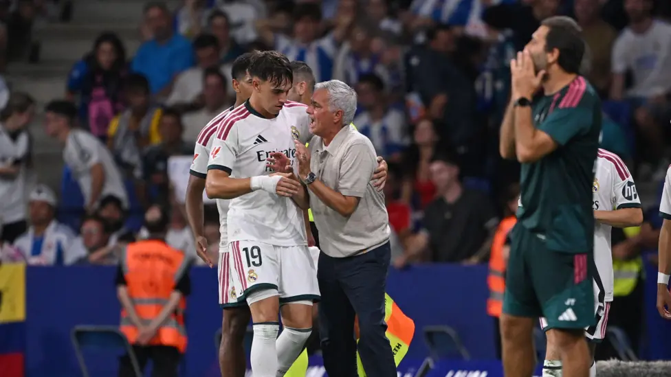Debutant Espi Gives Mourinho Winning Start On Real Madrid Return Jose Madrid Win