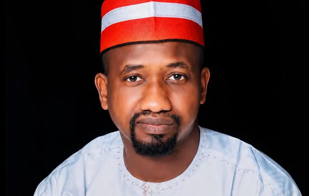 Kwankwaso’s Three-Decade Ally Who Repeatedly Swore On Holy Qur’an To Remain Loyal Joins APC Kwankwasos Sworn Ally e1786638318270