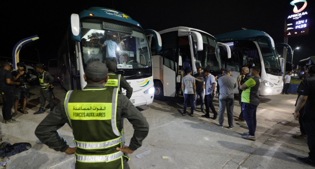 Thousands Begin Journey Home From Morocco Border With Spain Migrants Morocco Return