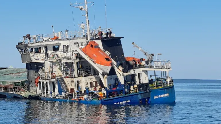 Ukraine Says Russian Drone Attack Sinks Ship In Romanian Waters Romanian Water Ukraine